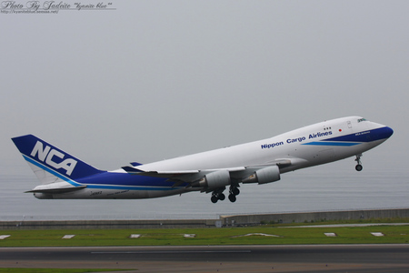 201008centrair80.jpg