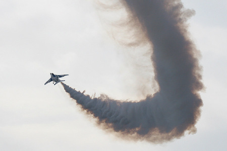 2005hm_04_04.jpg