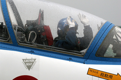 2005hm_06_01.jpg