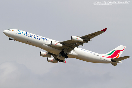 narita201204_17.jpg
